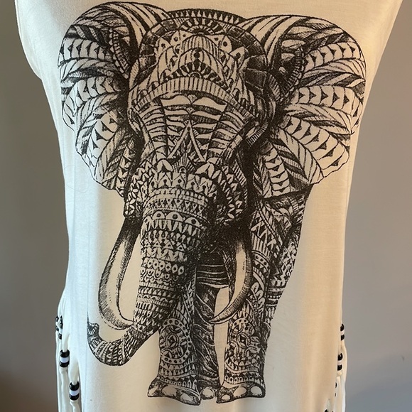 Elephant print women’s tank top beaded fringe V hemline / sliced back trendy SM - Picture 2 of 8